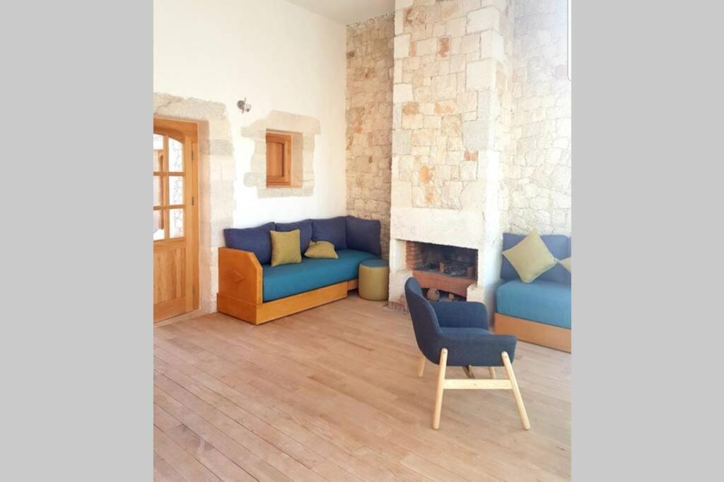 Villa Al Hoceima Pres Tala Youssef & Boumehdi Exterior photo